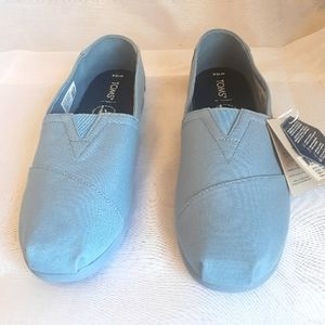 Brand New Mens Canvas Toms